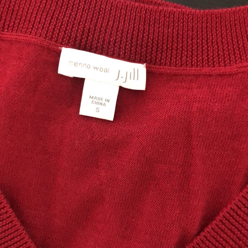 Sweater - Picture 4 of 4